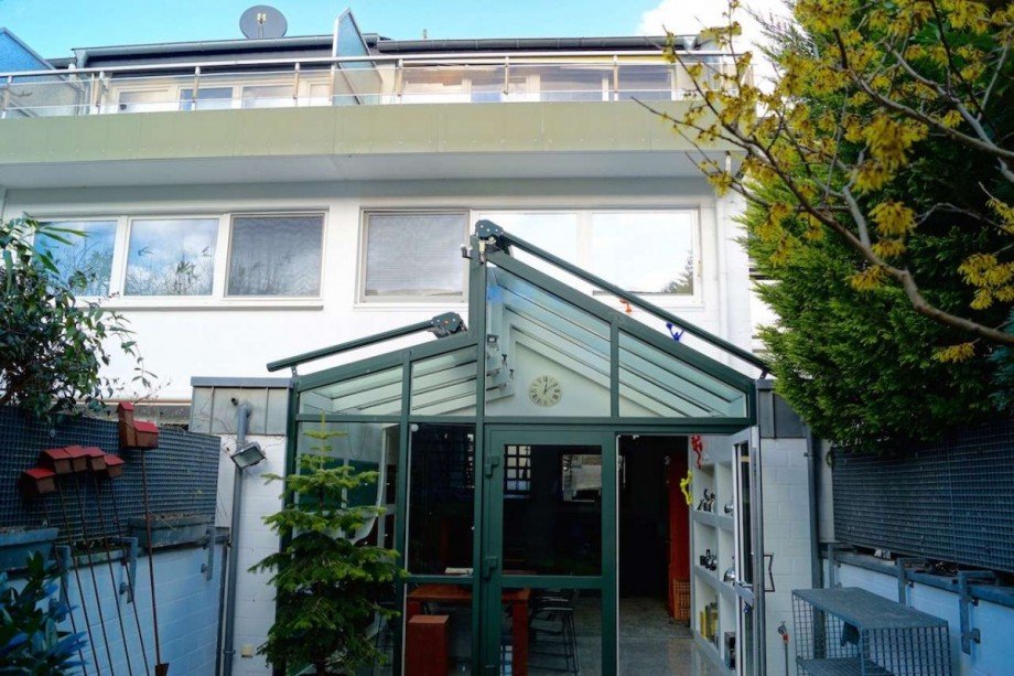 Hausansicht R�ckseite Reihenhaus Neuss
