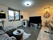 Wohnzimmer Einliegrwohnung Architektenhaus mit Einliegerwohnung in gefragter Wohnlage
