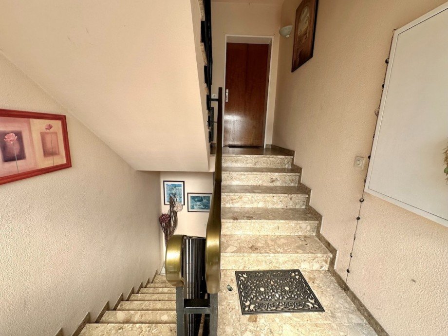 Treppenhaus Zweifamilienhaus D�sseldorf