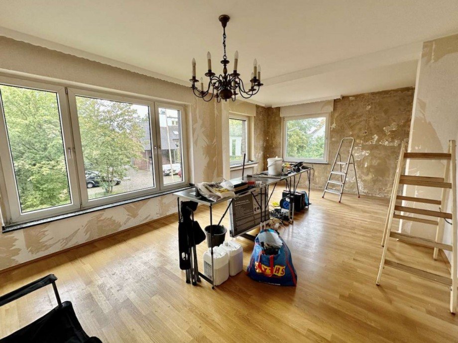 Wohnzimmer Wohnung erste Etage Zweifamilienhaus Neuss