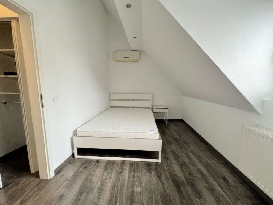 Schlafzimmer Dachgeschosswohnung Viersen