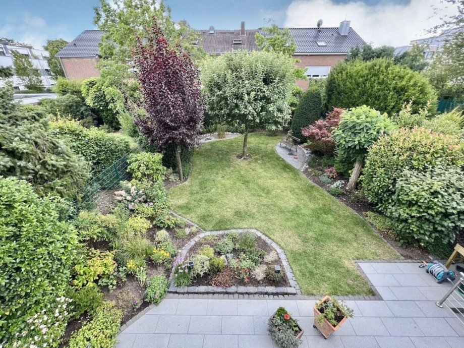 Garten Zweifamilienhaus Neuss