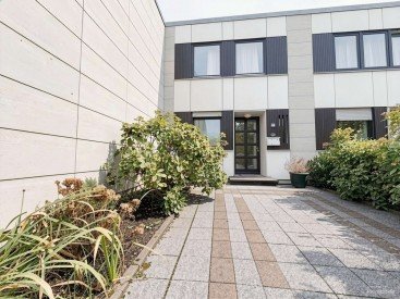 Hauptbild Familienfreundliches Reihenmittelhaus mit Garten und Garage