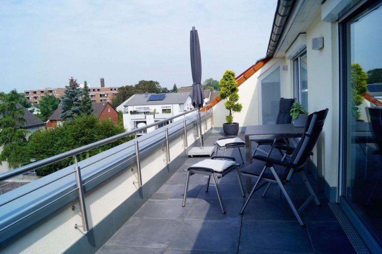 Balkon Dormagen Dachgeschosswohnung Exklusive Wohnung mit 118 qm Wohnfl�che