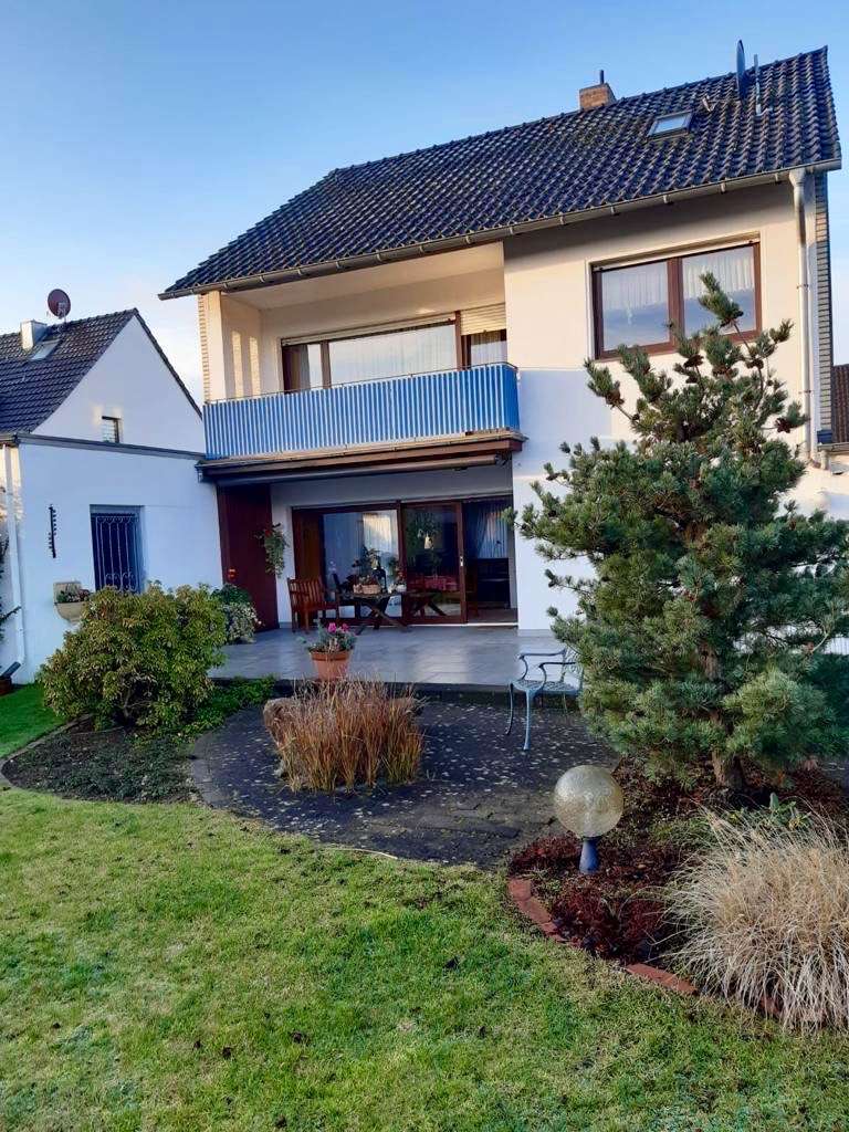 Hausansicht R�ckseite Einfamilienhaus Dormagen