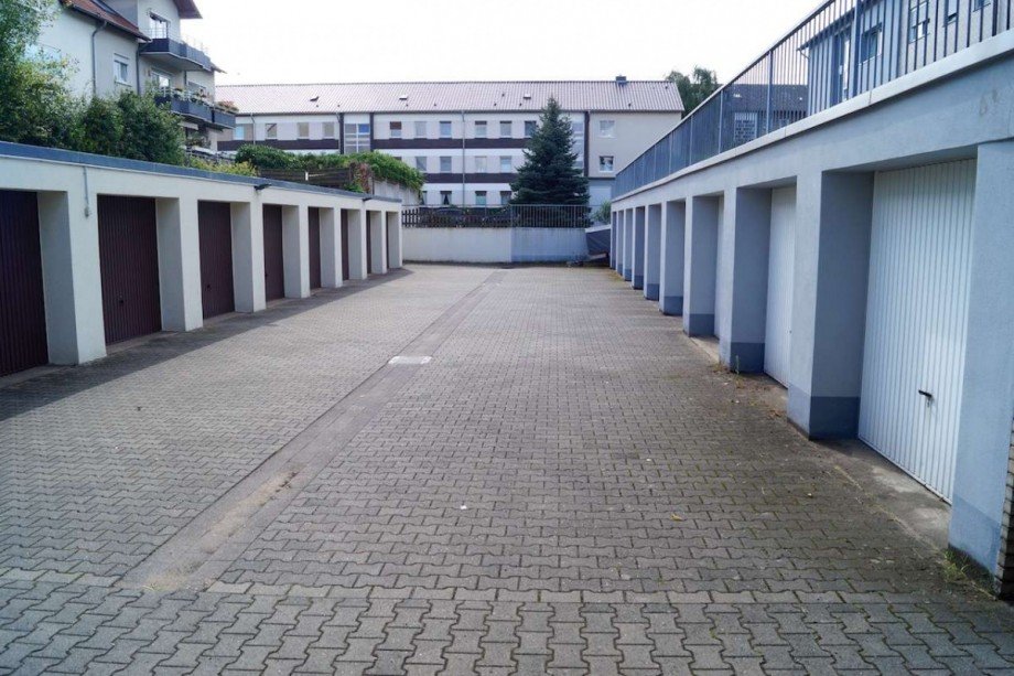 Garagenhof Dachgeschosswohnung Dormagen