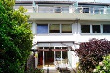 Hausansicht R�ckseite Wundersch�nes modernisiertes Reihenhaus im Neusser S�den