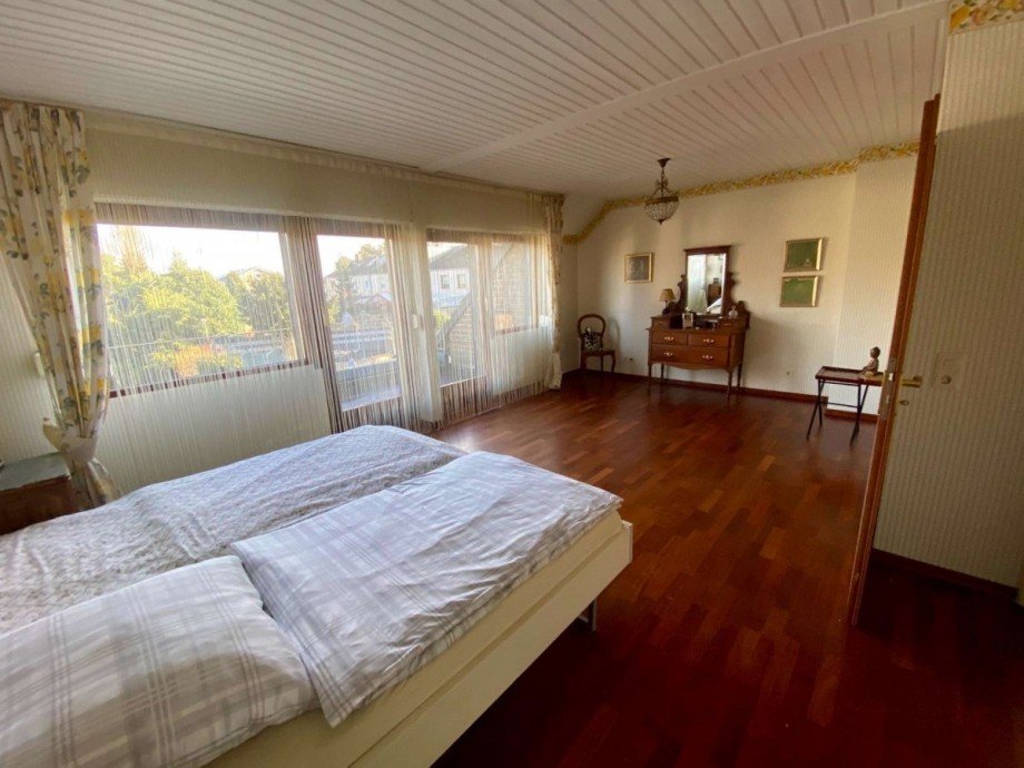 Schlafzimmer 1 Doppelhaush�lfte Dormagen