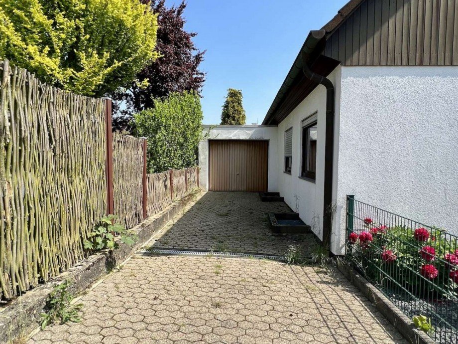 Garage Einfamilienhaus Bedburg