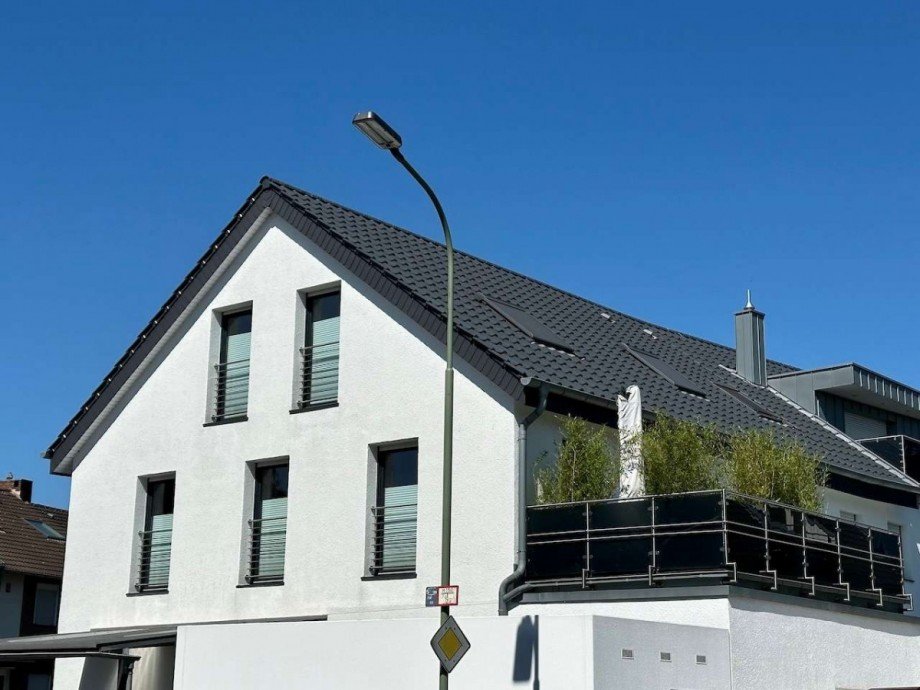 Hausansicht Maisonettewohnung Neuss