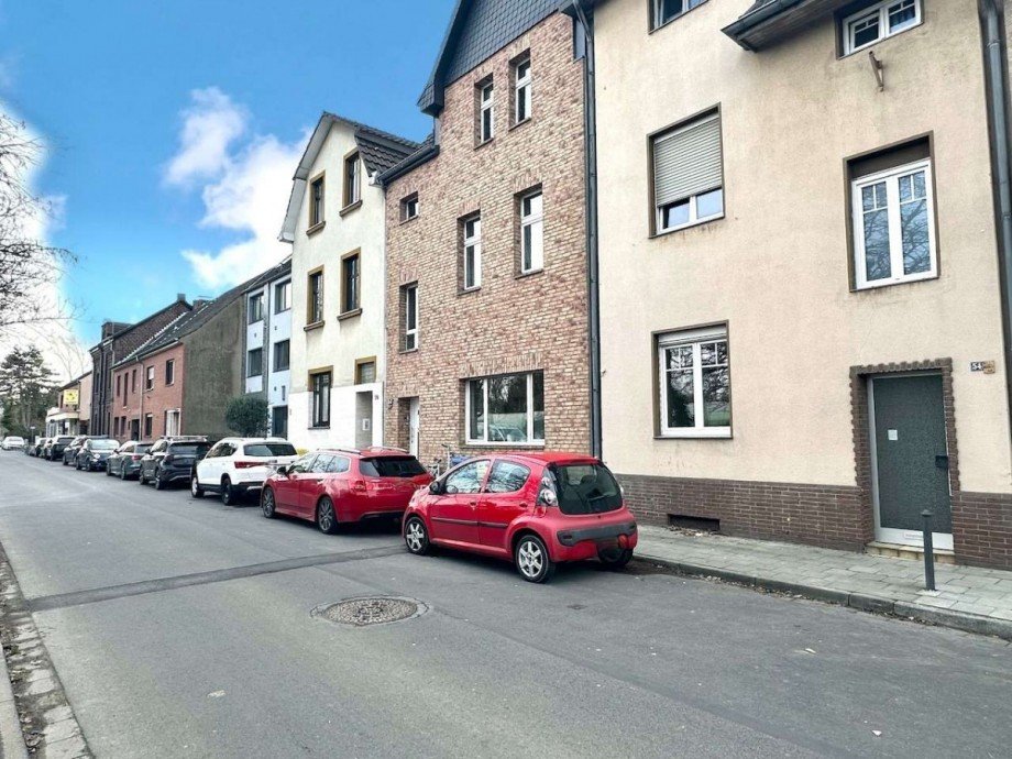 Anliegerstra�e Mehrfamilienhaus Neuss