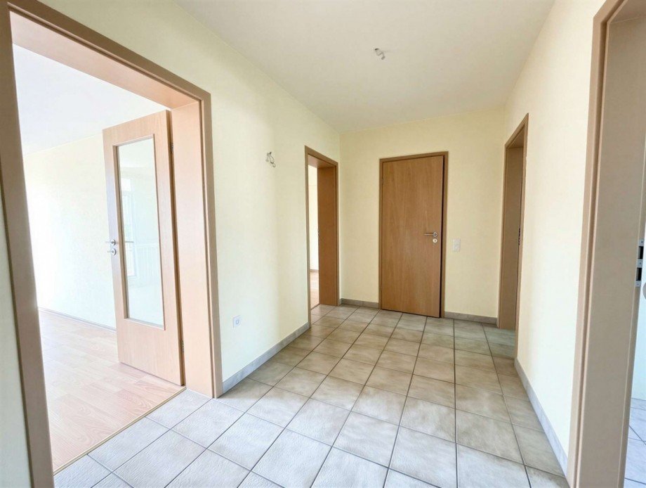 Flur 1 OG Zweifamilienhaus Korschenbroich