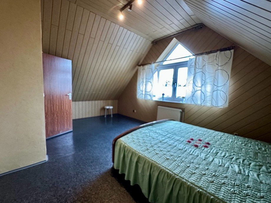 Dachstudio Doppelhaush�lfte Neuss