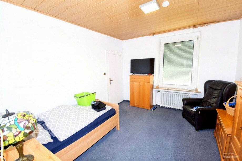 Schlafzimmer 1. OG Doppelhaush�lfte Neuss