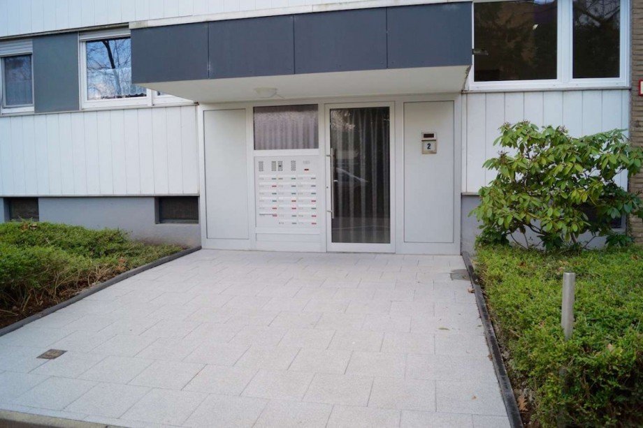 Hauseingang Etagenwohnung Neuss