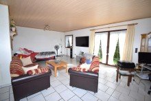 Wohnzimmer EG Freistehendes Einfamilienhaus in wundersch�ner Lage mit gro�em Garten