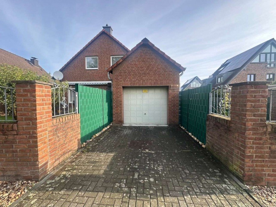 Garage Einfamilienhaus Neuss