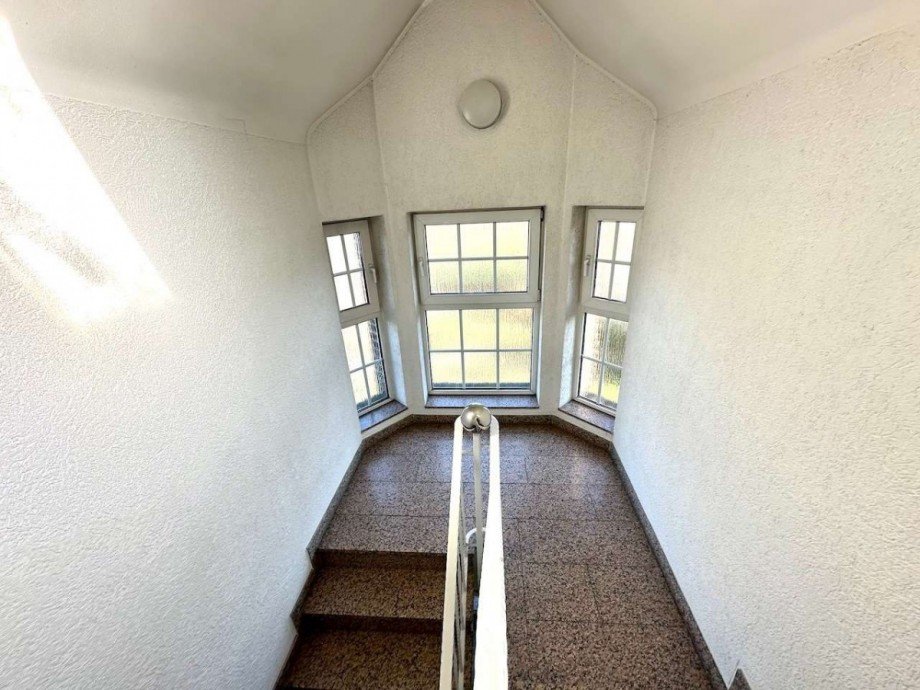 Hausflur Dachgeschosswohnung Neuss