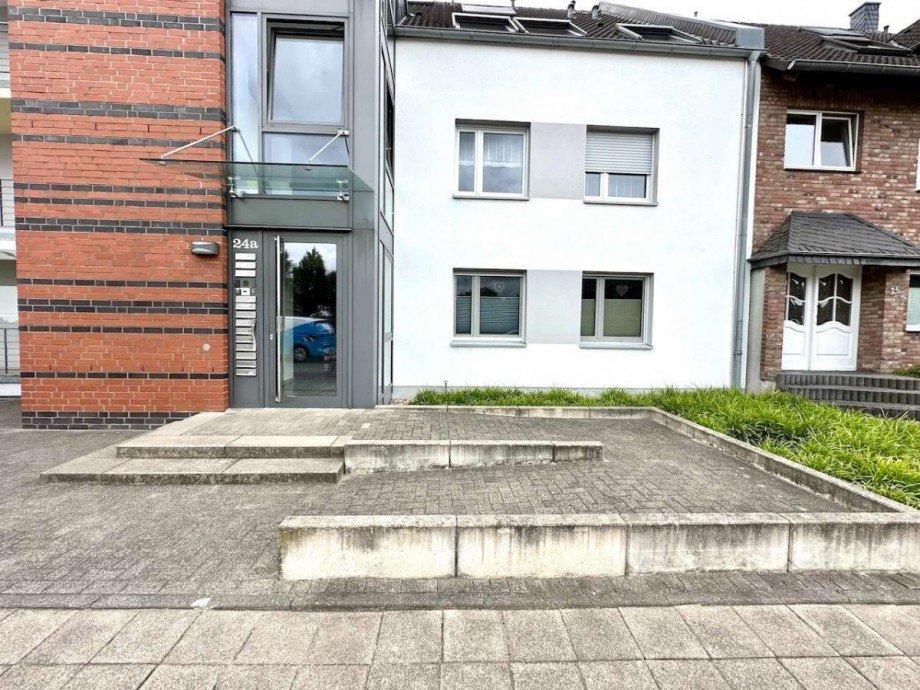 Zugang Wohanlage Etagenwohnung Dormagen