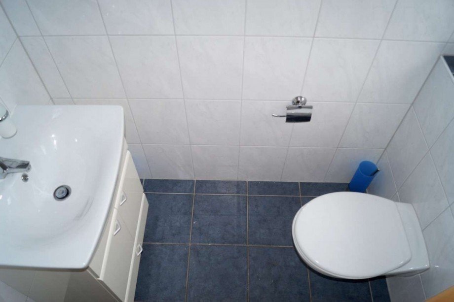 G�ste WC Doppelhaush�lfte Meerbusch