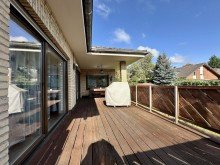 Terrasse Sanierter Bungalow mit Einliegerwohnung in beliebter Wohnlage