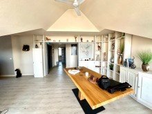 Wohnzimmer Gro�e Dachgeschosswohnung in beliebter Wohnlage