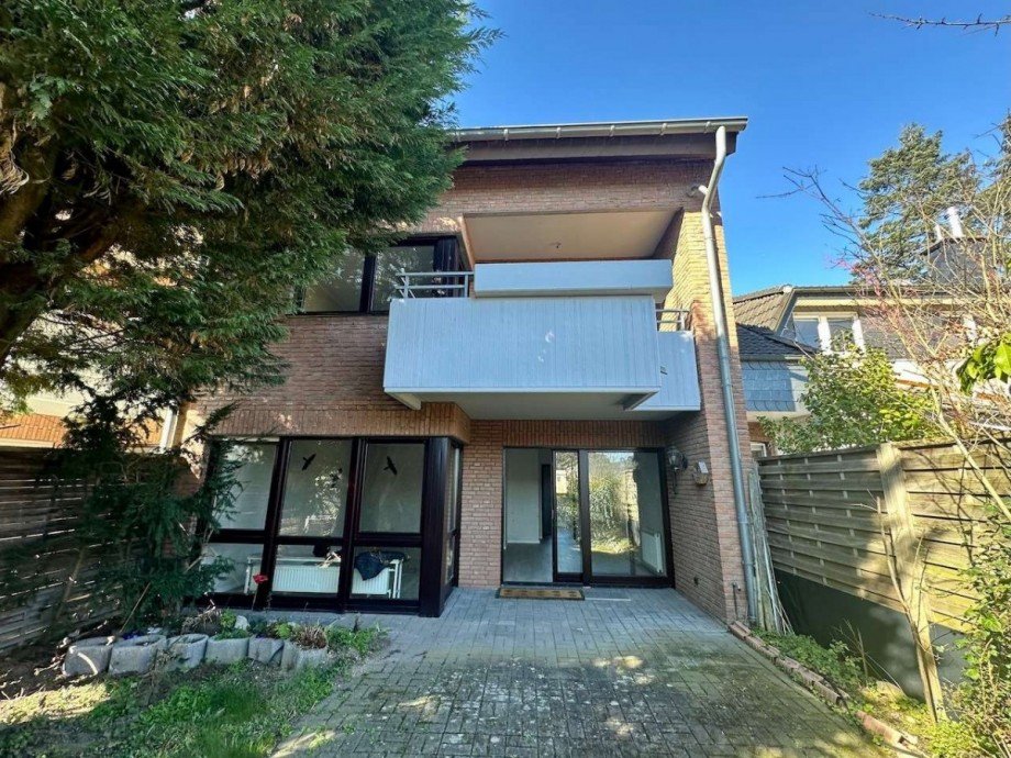 Hausansicht R�ckseite Reihenhaus Neuss