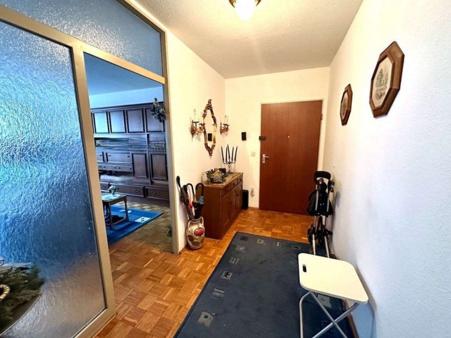 Flur Etagenwohnung K�ln