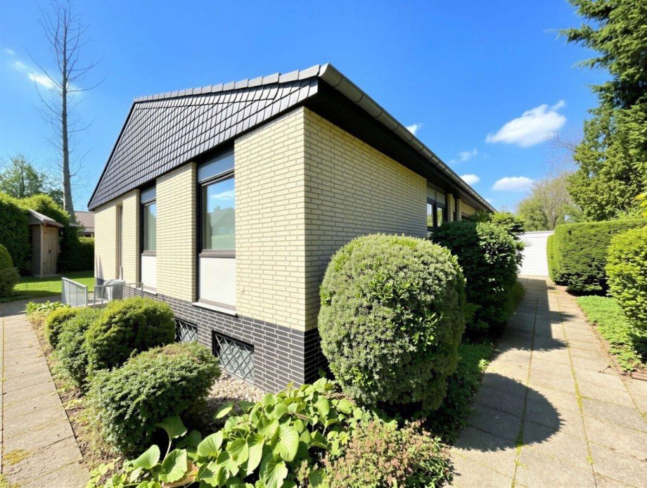 Hausansicht Bungalow Neuss