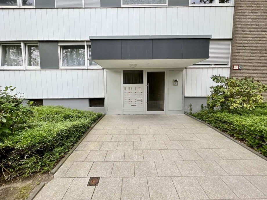 Hauseingang Etagenwohnung Neuss