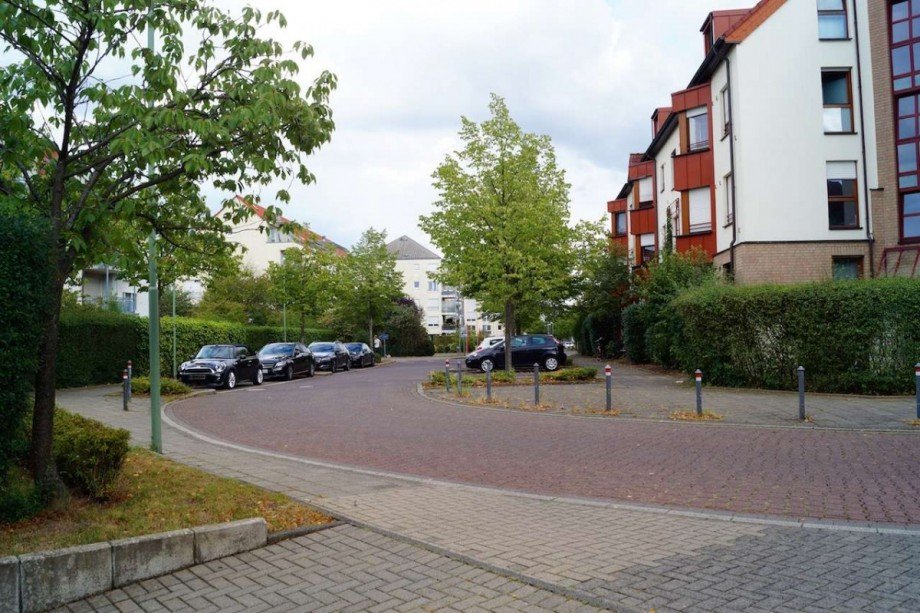 Anliegerstra�e Maisonettewohnung Neuss