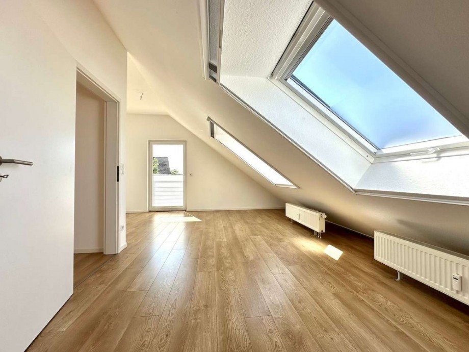 Schlafzimmer obere Etage Maisonettewohnung Neuss