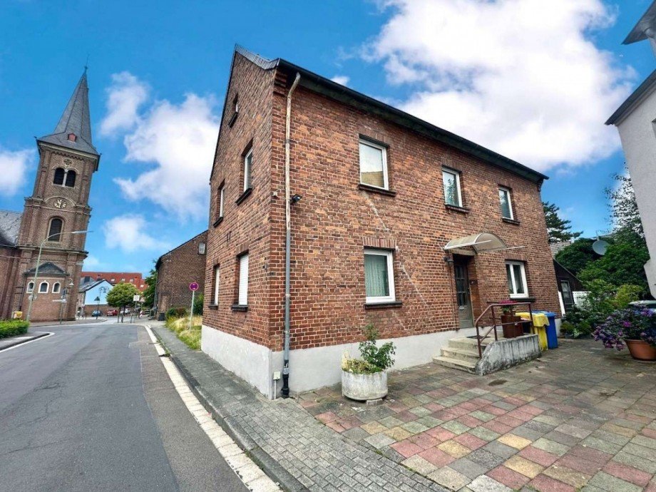 Hausansicht Einfamilienhaus Neuss