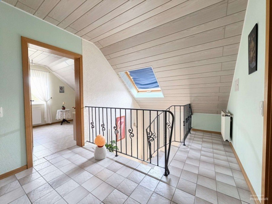 Flur obere Etage Einfamilienhaus Neuss