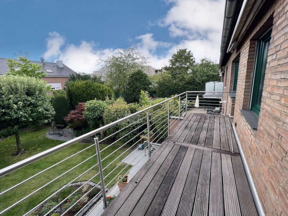 Balkon Zweifamilienhaus Neuss