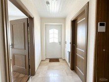 Flur Erdgeschoss Gro�es gepflegtes Reihenhaus mit Einzelgarage in beliebter Wohnlage
