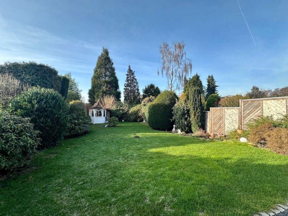 Garten Doppelhaush�lfte Neuss