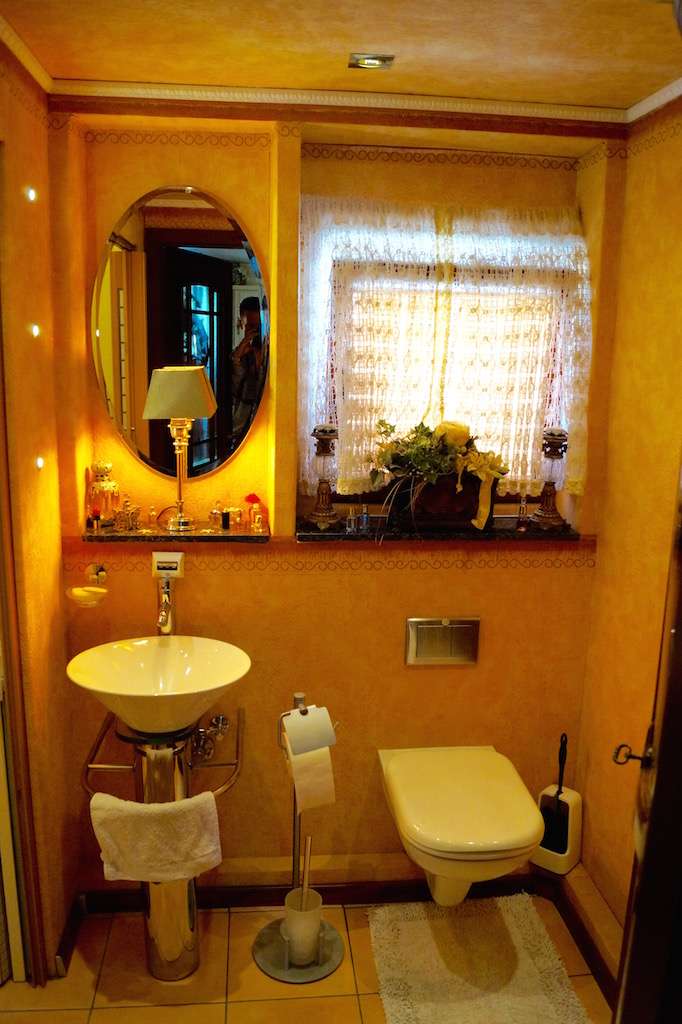 G�ste WC Reiheneckhaus Neuss