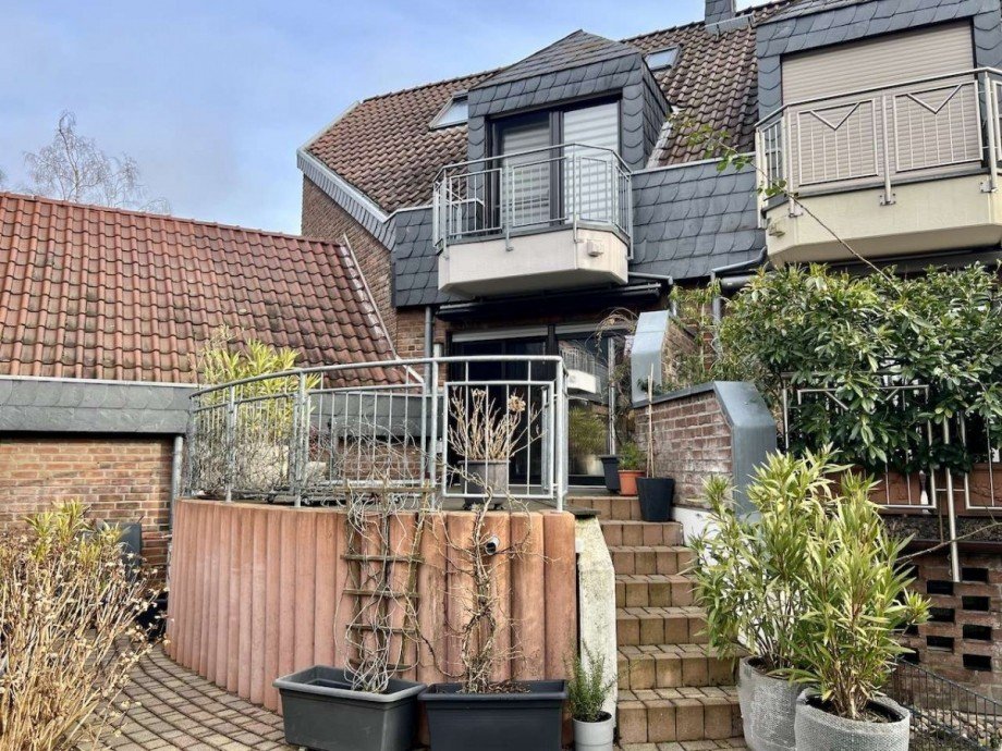 Hausansicht R�ckseite Reihenhaus Neuss