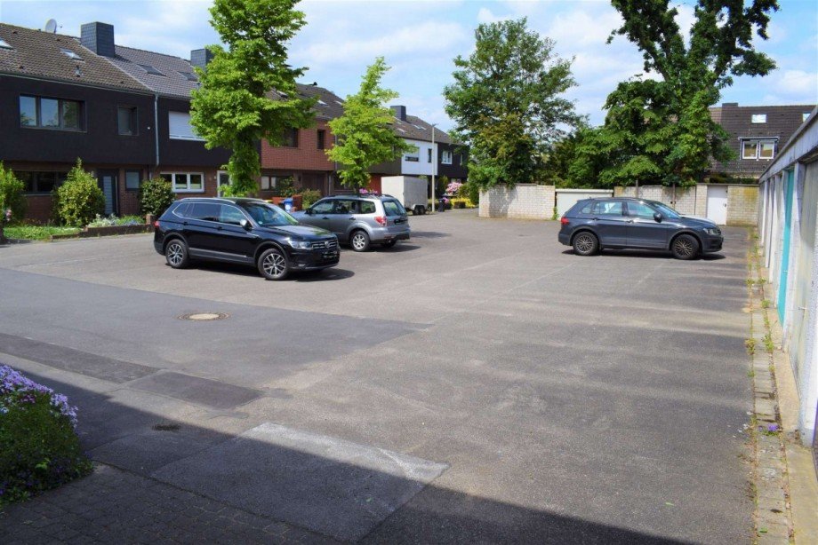 Anliegerstrasse Reihenendhaus Kaarst