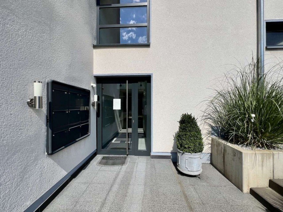 Hauseingang Erdgeschosswohnung K�ln