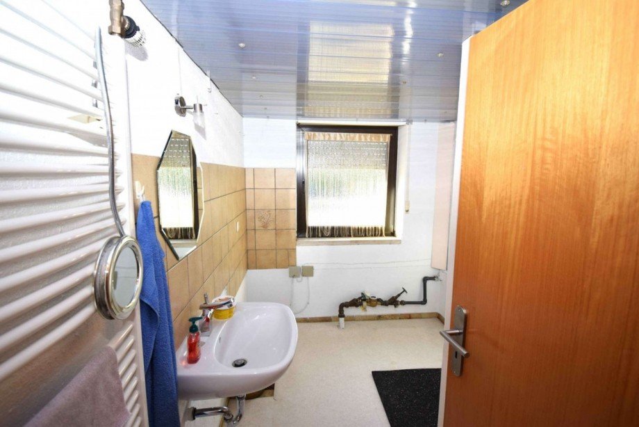 Hausirtschaftsraum mit Dusche EG Einfamilienhaus J�chen
