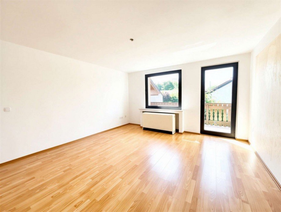 Wohnzimmer 1 OG Zweifamilienhaus Korschenbroich