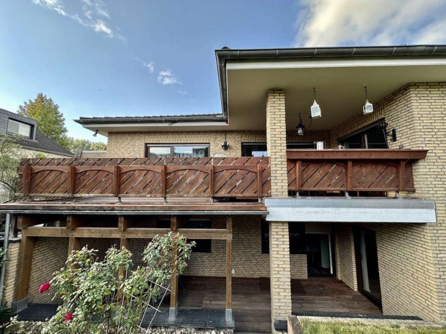 Hausansicht R�ckseite Bungalow Neuss