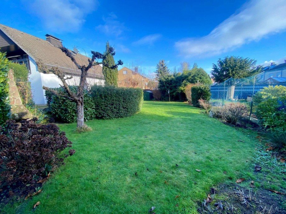 Garten Doppelhaush�lfte Dormagen