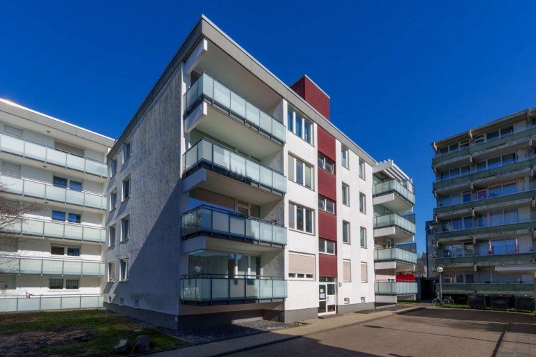 Seitenansicht Neuss Etagenwohnung Gepflegte 4-Zimmer-Wohnung in bester Wohnlage