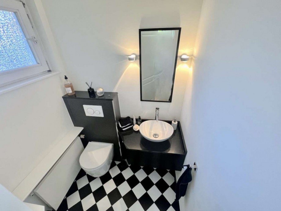 G�ste WC Reihenendhaus Neuss