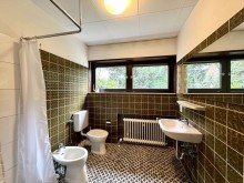 Badezimmer Freistehender Bungalow mit zus�tzlichem Grundst�ck