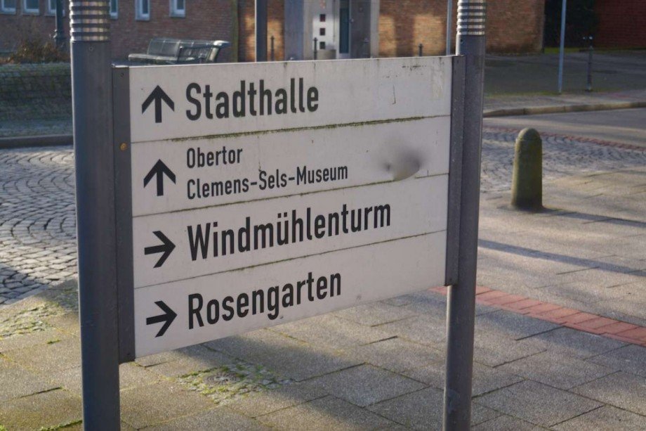 Stra�e Etagenwohnung Neuss