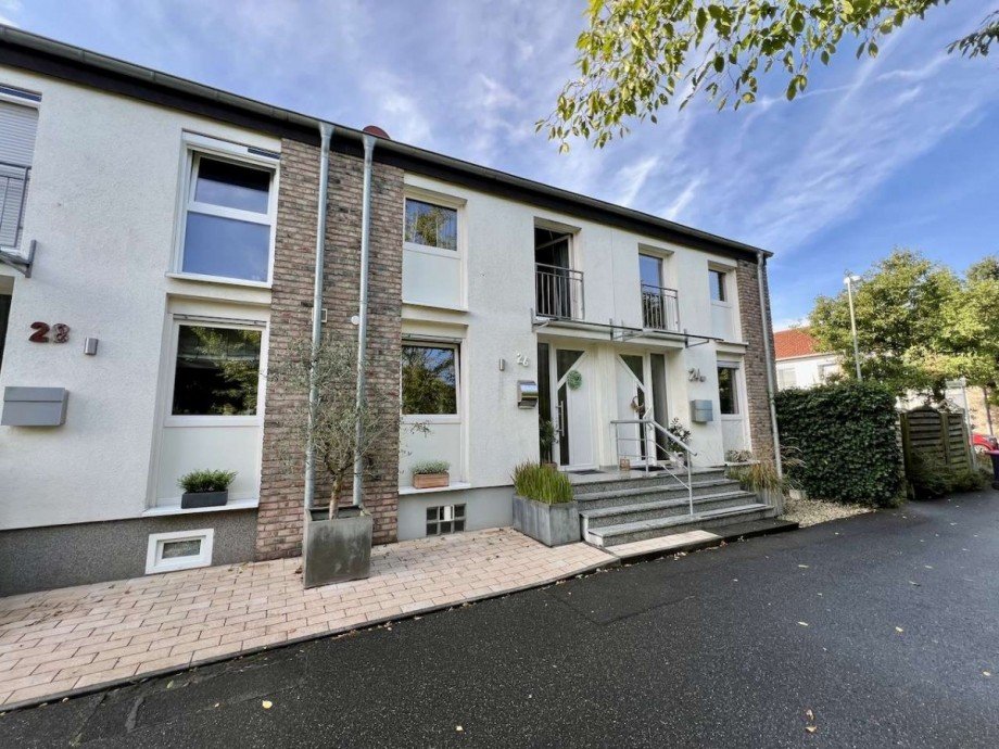 Hausansicht Vorderseite Reihenhaus Neuss